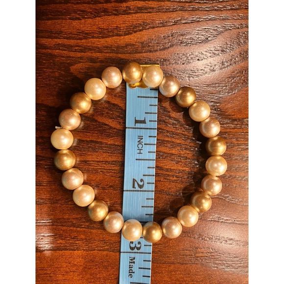 Homemade Faux Gold & Cream Colored Pearls Stretchy 2.75 Bracelet! - Picture 3 of 11